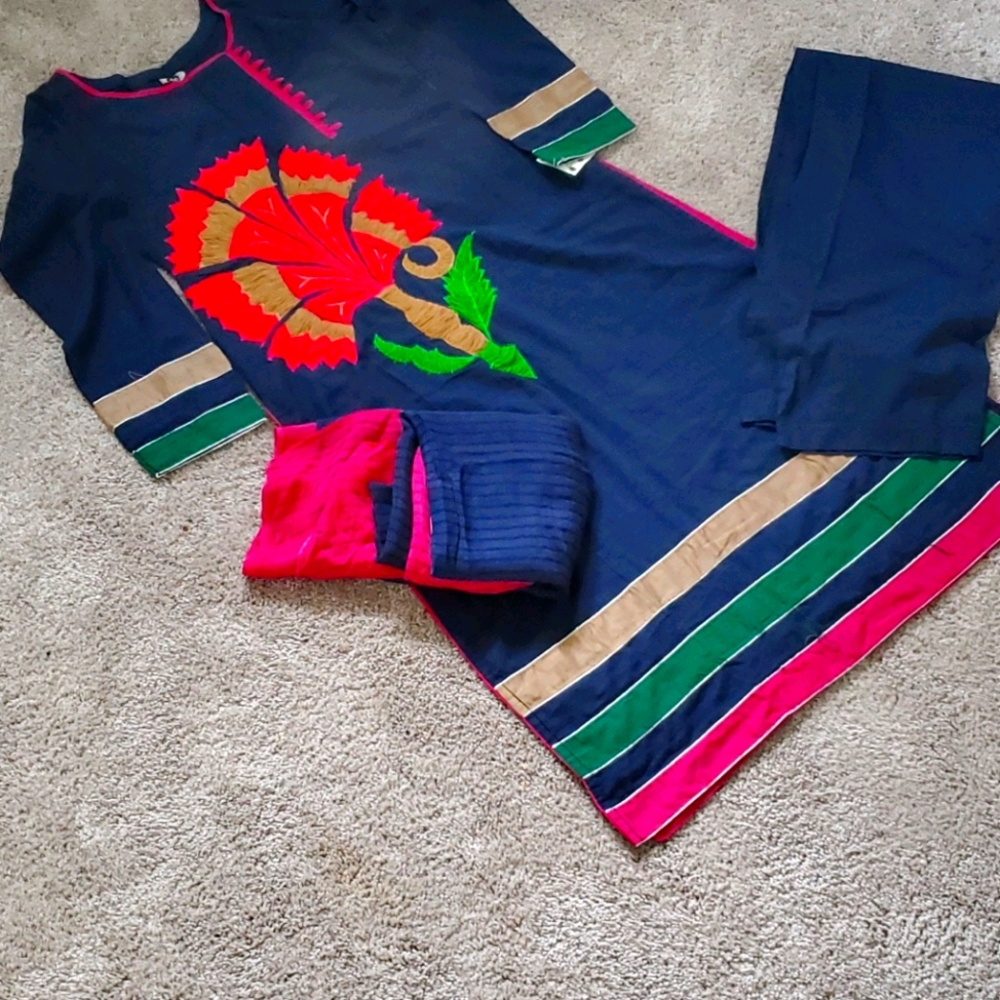lawn suit